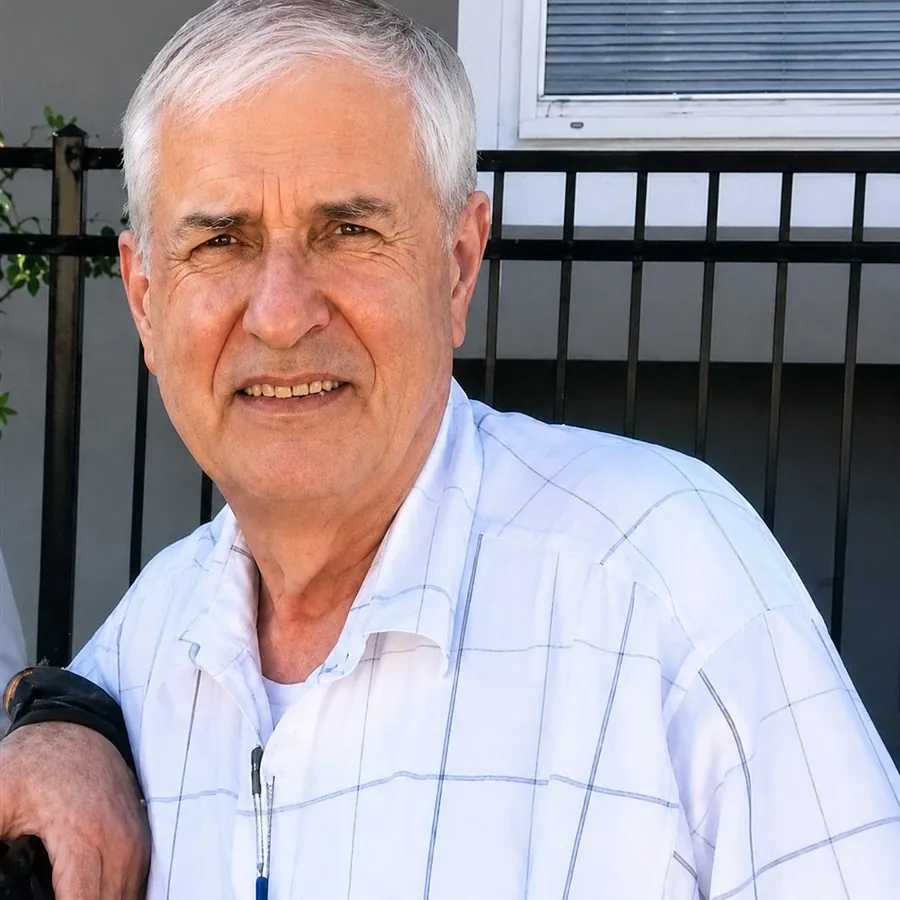 Joe Serhan headshot